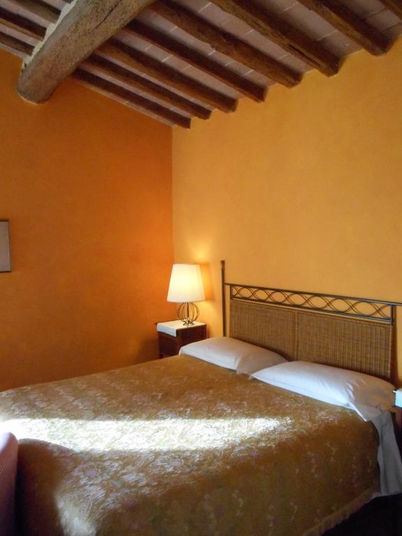 Hostal Torre Di Ponzano Barberino di Val dʼElsa Exterior foto