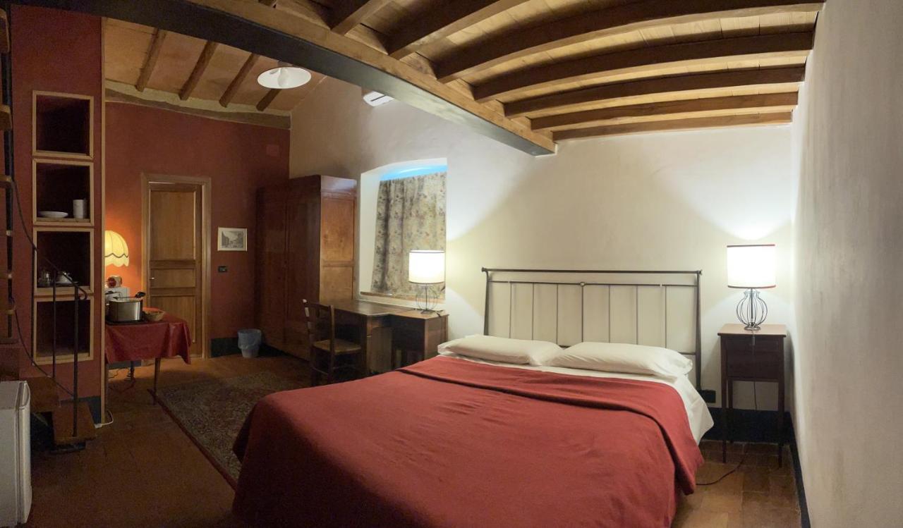 Hostal Torre Di Ponzano Barberino di Val dʼElsa Exterior foto