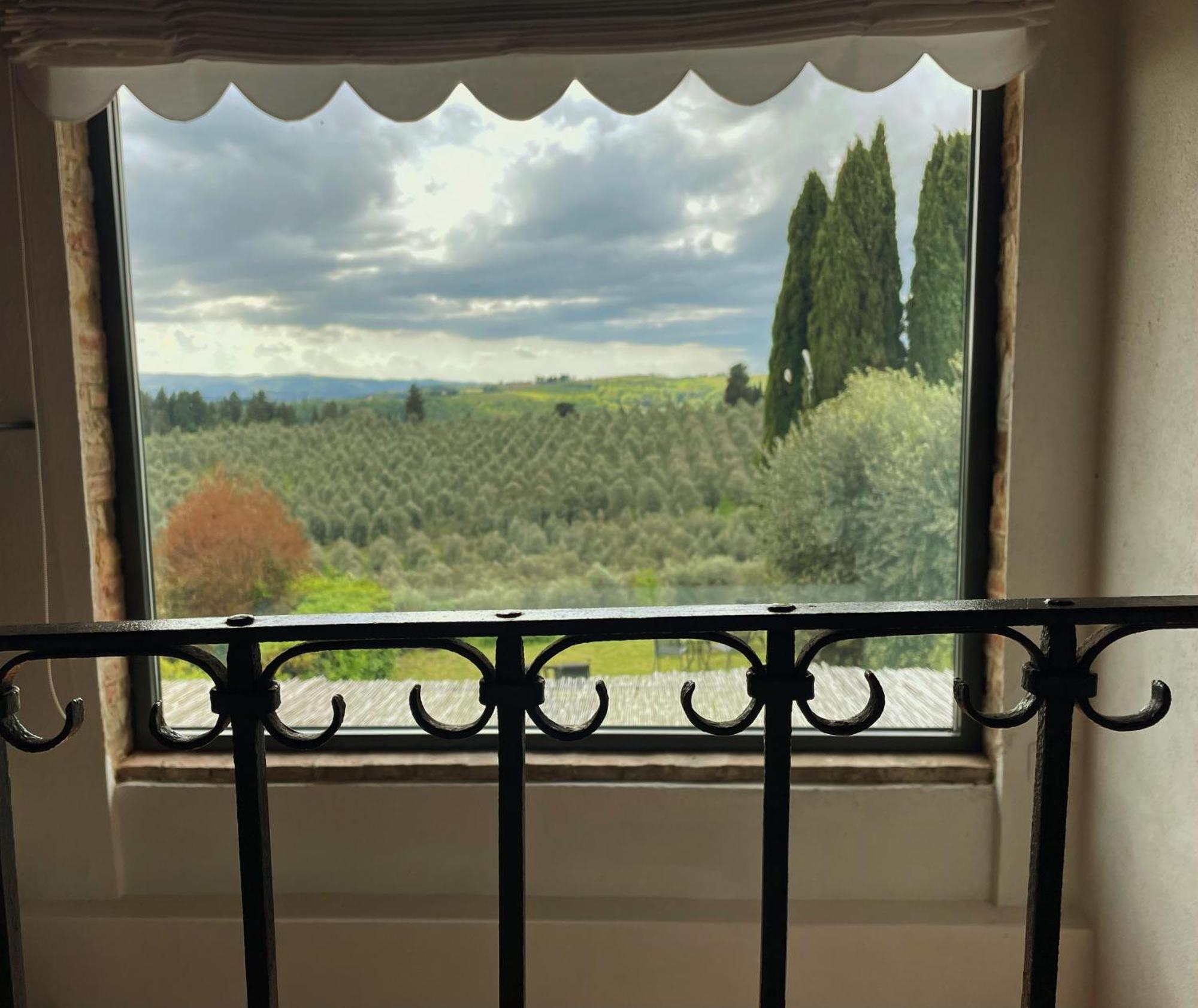 Hostal Torre Di Ponzano Barberino di Val dʼElsa Habitación foto