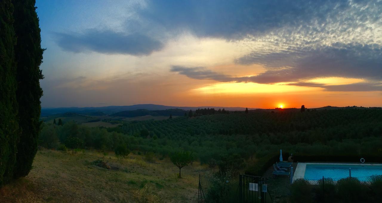 Hostal Torre Di Ponzano Barberino di Val dʼElsa Exterior foto