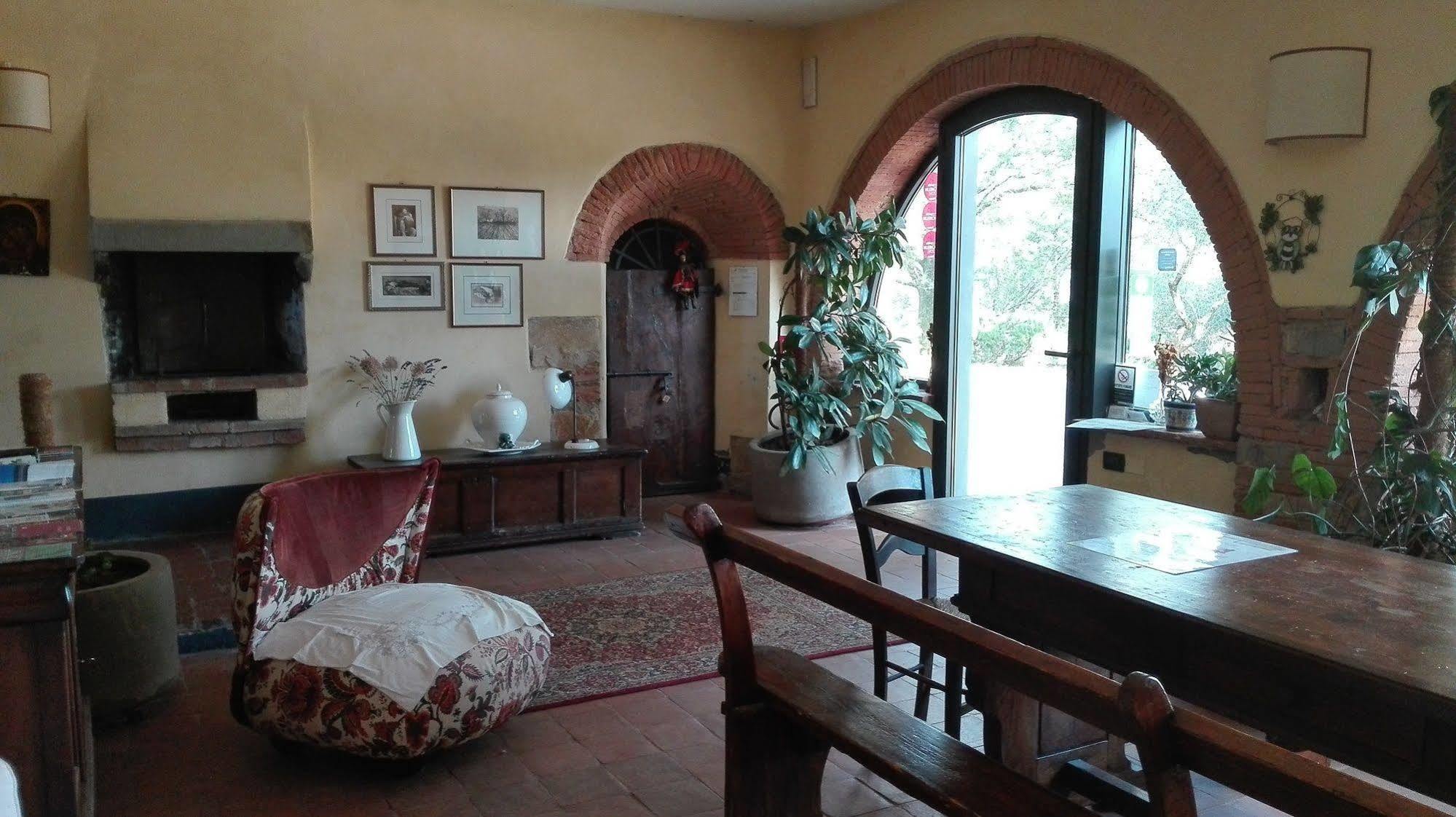 Hostal Torre Di Ponzano Barberino di Val dʼElsa Exterior foto