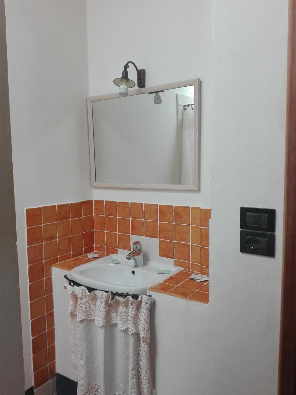 Hostal Torre Di Ponzano Barberino di Val dʼElsa Exterior foto